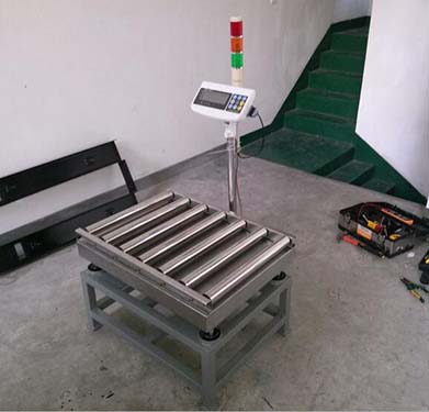 流水線滾（gǔn）輪電子秤 車間專用輥筒秤