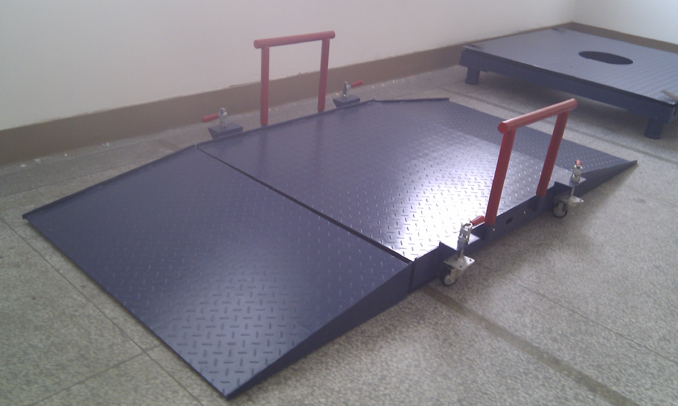 3噸超低台麵電子地磅廠家 3t斜坡地磅品牌