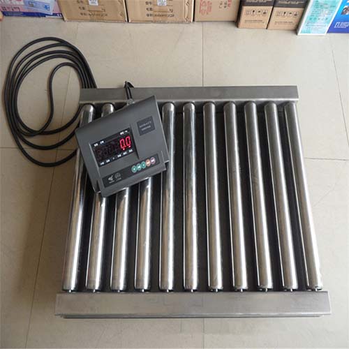 500kg高精度（dù）不鏽鋼輥筒秤 500公斤滾（gǔn）筒電子秤廠家（jiā）