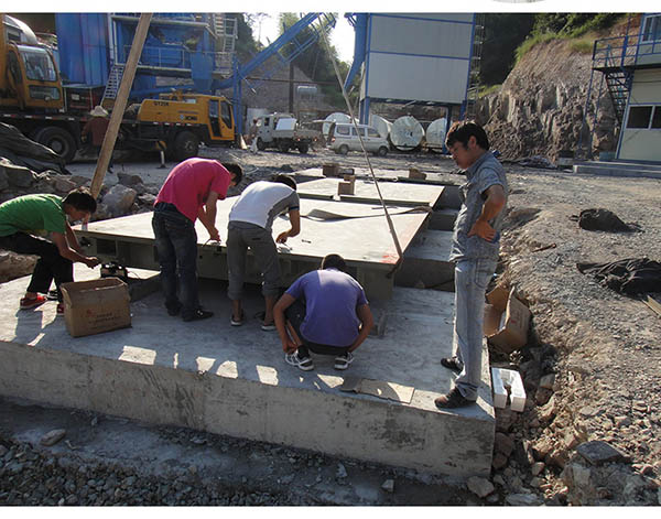 汽車衡維修現場（chǎng）